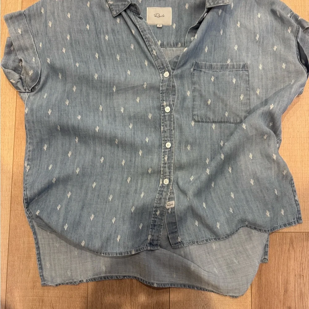 Rails button up - Picture 1 of 5